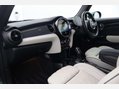 Mini Hatch 1.5 Cooper Exclusive Auto 3dr 26