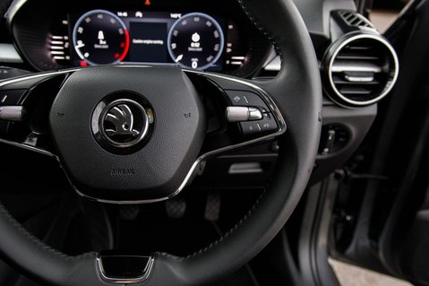 Skoda Fabia COLOUR EDITION MPI 19