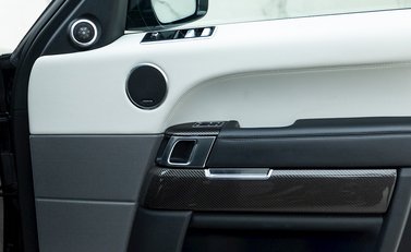 Land Rover Range Rover Sport 5.0 SVR 21