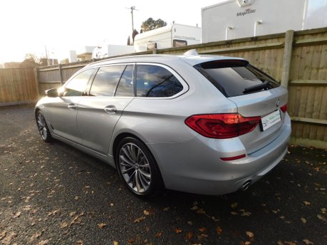 BMW 5 Series 520d SE TOURING AUTOMATIC 6