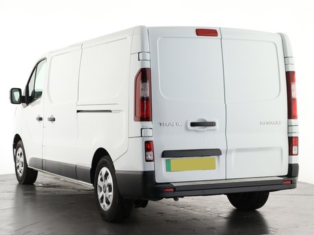 Renault Trafic LL30 90kW 52kWh Advance Van Auto 10