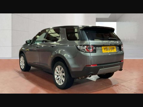 Land Rover Discovery Sport 2.0 Discovery Sport SE Tech TD4 Auto 4WD 5dr 3