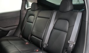 Tesla Model Y LONG RANGE AWD GROK AI Sexy Knob controller Adaptive LEDs Panoramic Roof 21