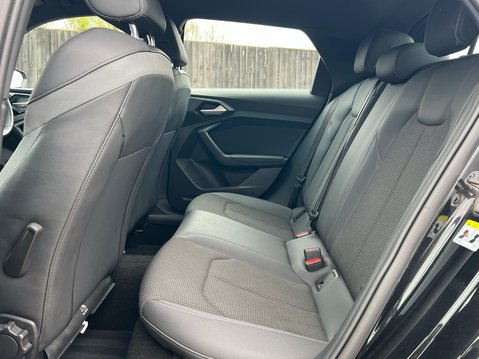 Audi A1 SPORTBACK TFSI S LINE 9