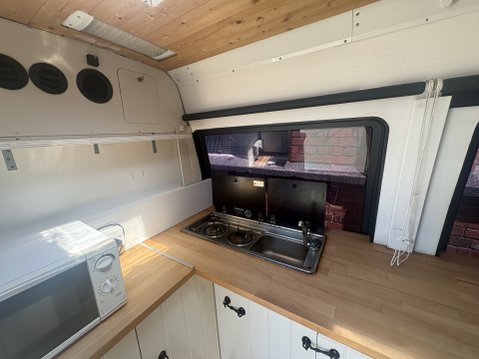 Iveco Daily campervan day van project 8