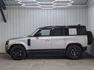 Land Rover Defender 3.0 Defender SE D MHEV Auto 4WD 5dr 14