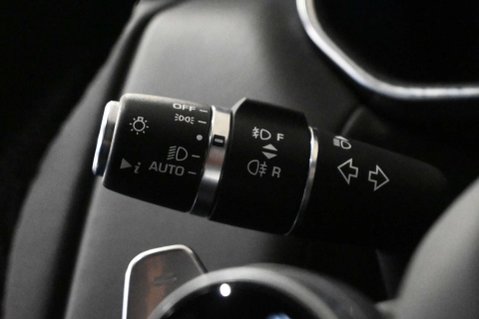 Land Rover Range Rover Sport 3.0 Range Rover Sport HSE Dynamic Black D MHEV Auto 4WD 5dr 36