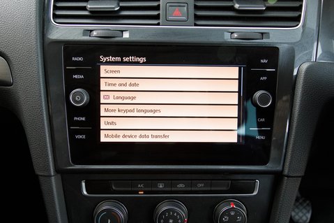 Volkswagen Golf SE NAVIGATION TSI BLUEMOTION TECHNOLOGY 31