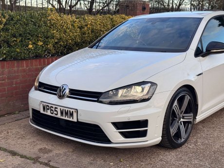 Volkswagen Golf 2.0 Golf R DSG 4WD 5dr 9