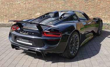 Porsche 918 Spyder 24