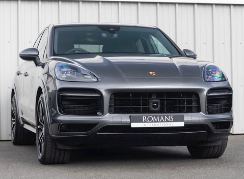 Porsche Cayenne GTS Coupé 1