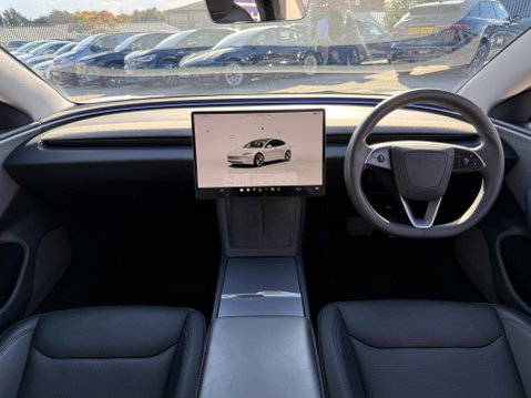 Tesla Model 3 Saloon 4dr Electric Auto RWD (208 ps) 31