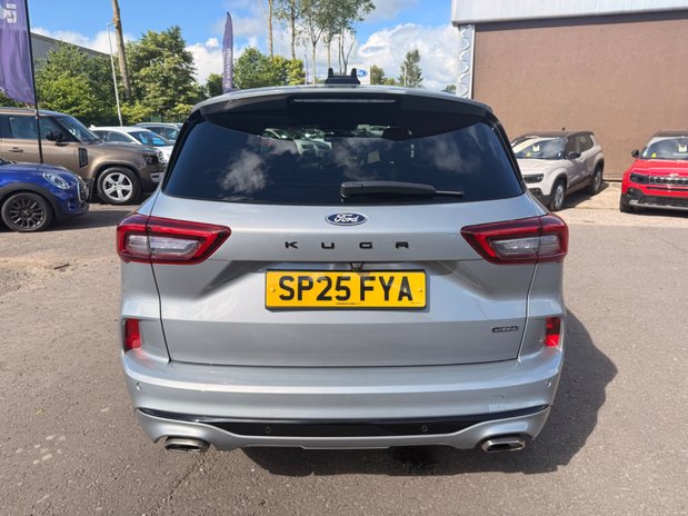 Ford Kuga ST-LINE 6
