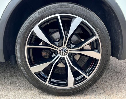 Volkswagen Tiguan 2.0 Tiguan R-Line TDI Semi-Auto 5dr 13
