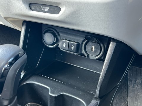 Suzuki Swift ULTRA 27