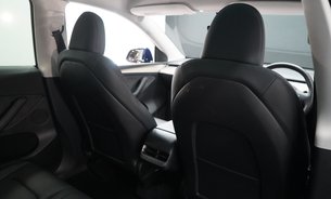 Tesla Model Y LONG RANGE AWD Battery SOH 90% Deep Metallic Blue One Owner VAT Qualifying 17