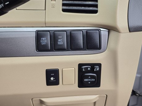 Toyota Estima Auto+Hybrid+LowMiles+8Seater 27