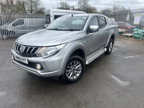 Mitsubishi L200 DI-D 4WD TITAN DCB "0 OWNERS" 6