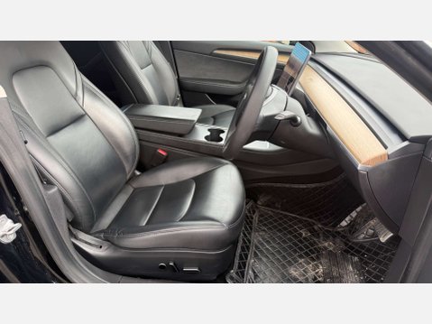 Tesla Model 3 Model 3 Long Range AWD 4WD 4dr 4