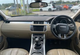 Land Rover Range Rover Evoque 2.2 SD4 PURE TECH 26