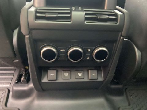 Land Rover Defender 3.0 Defender XS Edition D MHEV Auto 4WD 5dr 39