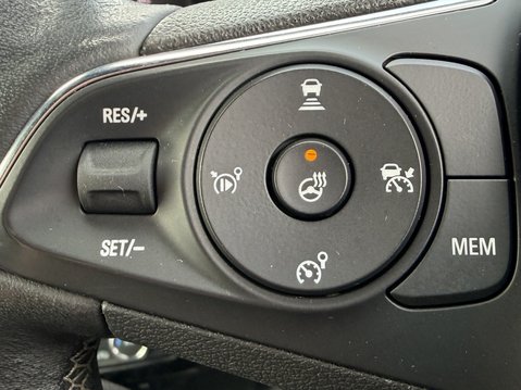 Vauxhall Mokka 1.2 Turbo 100 SRi Nav Premium 5dr 30