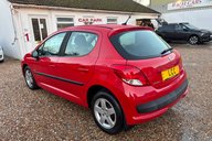 Peugeot 207 VERVE.. 9 SERVICES.. INCLUDING CAMBELT.. LOW INSURANCE.. PERFECT FIRST CAR  8