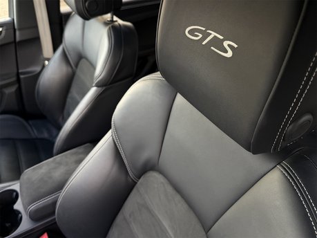 Porsche Macan GTS PDK 42