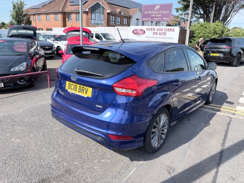 Ford Focus 1.0 ST-LINE NAVIGATION 2