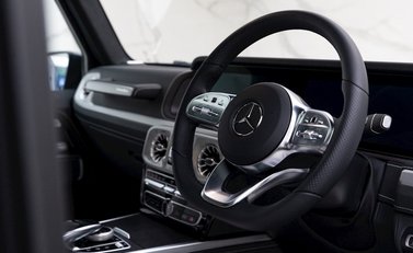 Mercedes-Benz G Series AMG Line Premium Plus 9