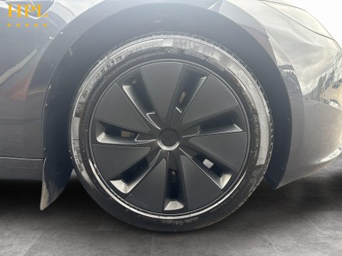 Tesla Model 3 Saloon 4dr Electric Auto RWD (208 ps) Pan Roof - Sat Nav - Alloys 10