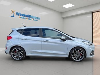 Ford Fiesta 1.5T EcoBoost ST-3 Euro 6 (s/s) 5dr