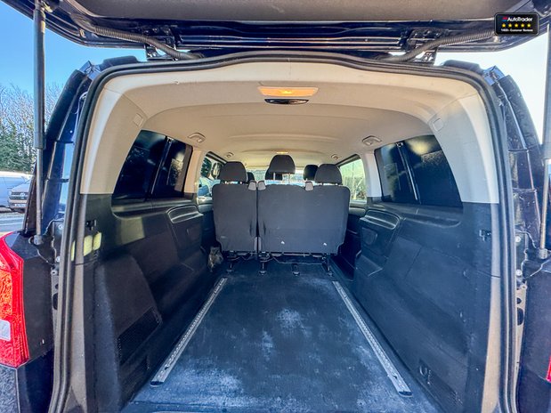 Mercedes-Benz Vito Crew Cab AUTO LWB L2H1 Premium 116 Air Con Alloys Camera Nav Sensors SELECT 10
