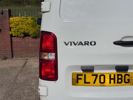 Vauxhall Vivaro 2.0 Vivaro 3100 Dynamic S/S 15