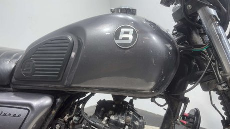 Bullit Bluroc 2021 6K RUNNING RETRO MODERN CLASSIC BIKE PROJECT 125CC LEARNER 9