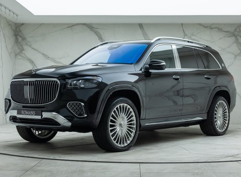 Mercedes-Benz GLS 600 Maybach 1