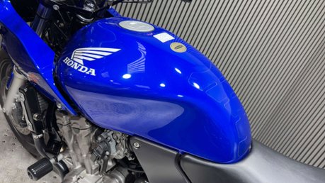 Honda CB 600 2001 ONLY 15K MOT OCTOBER 2027 VERY CLEAN 600CC 33