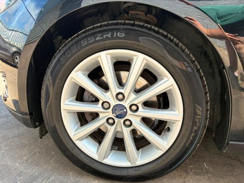 Ford Focus 1.5 TDCi Titanium Euro 6 (s/s) 5dr 16