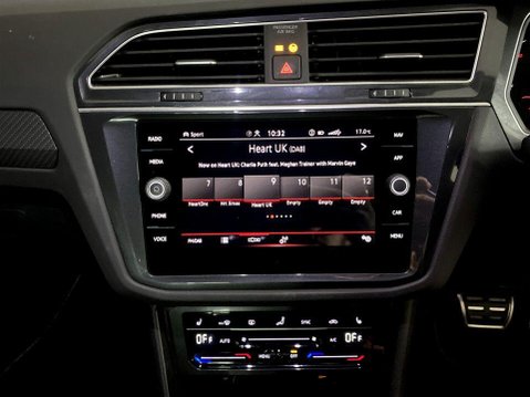 Volkswagen Tiguan 1.5 TSI R-Line SUV 5dr Petrol DSG Euro 6 (s/s) (150 ps) Air Con - Alloys - 17