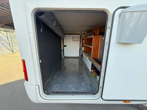 Concorde Charisma CONCERTO I695 4 BERTH 3.0 DIESEL COMPACT LUXURY A-CLASS RHD 5