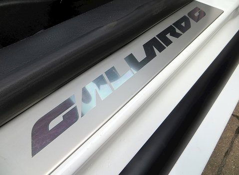 Lamborghini Gallardo LP 560-4 Spyder 16