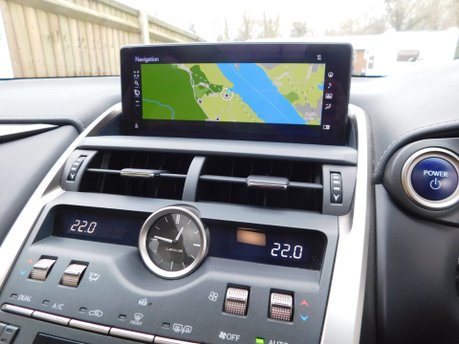 Lexus NX 300h PREMIUM CVT AUTOMATIC 5dr 14