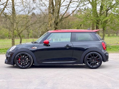 Mini Hatch 2.0 John Cooper Works Auto 3dr 10