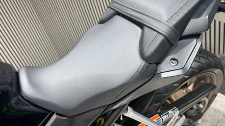 Honda CB650R 2020 NEO SPORT CAFE 9K MODERN CLASSIC 650CC 22