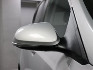 Hyundai i10 PREMIUM 33