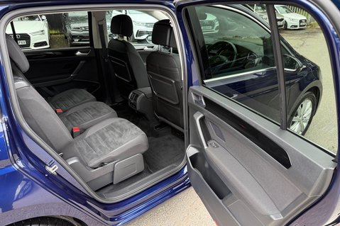 Volkswagen Touran SEL TSI DSG AUTOMATIC - 7 SEATS - ADAPTIVE CRUISE -DEMO +1 OWNER -FVWSH 26