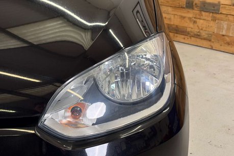 Volkswagen Up 1.0 High up! Hatchback 5dr Petrol ASG Euro 5 (75 ps) 12