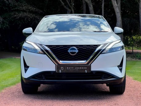 Nissan Qashqai DIG-T N-CONNECTA MHEV 27