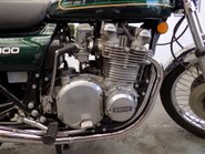 Kawasaki Z900 A4 8