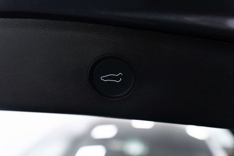 Tesla Model 3 Model 3 Performance AWD 4WD 4dr 19